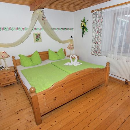 Alluring Holiday Home In Ubersee With Whirlpool 외부 사진