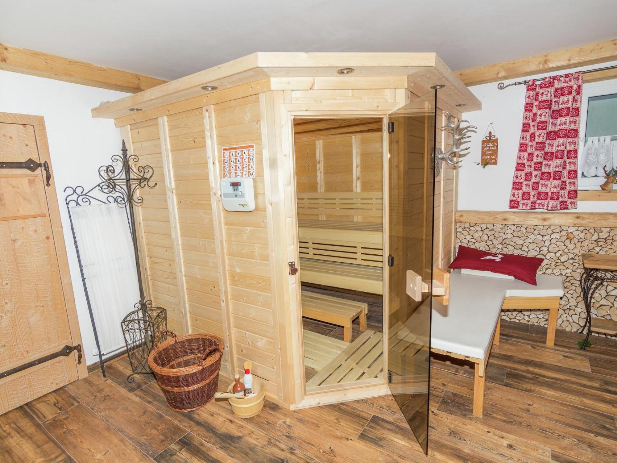 Alluring Holiday Home In Ubersee With Whirlpool 외부 사진
