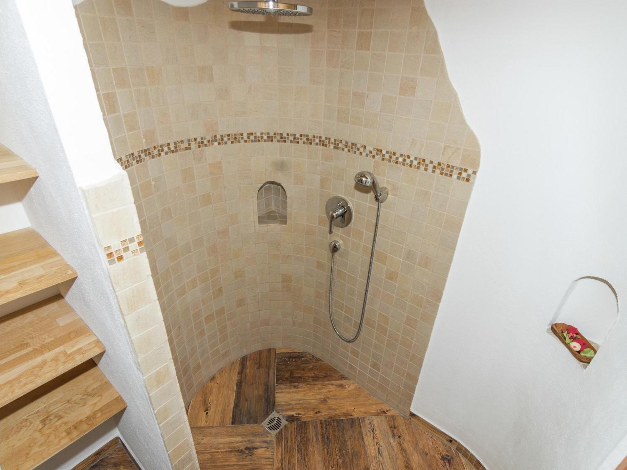 Alluring Holiday Home In Ubersee With Whirlpool 외부 사진