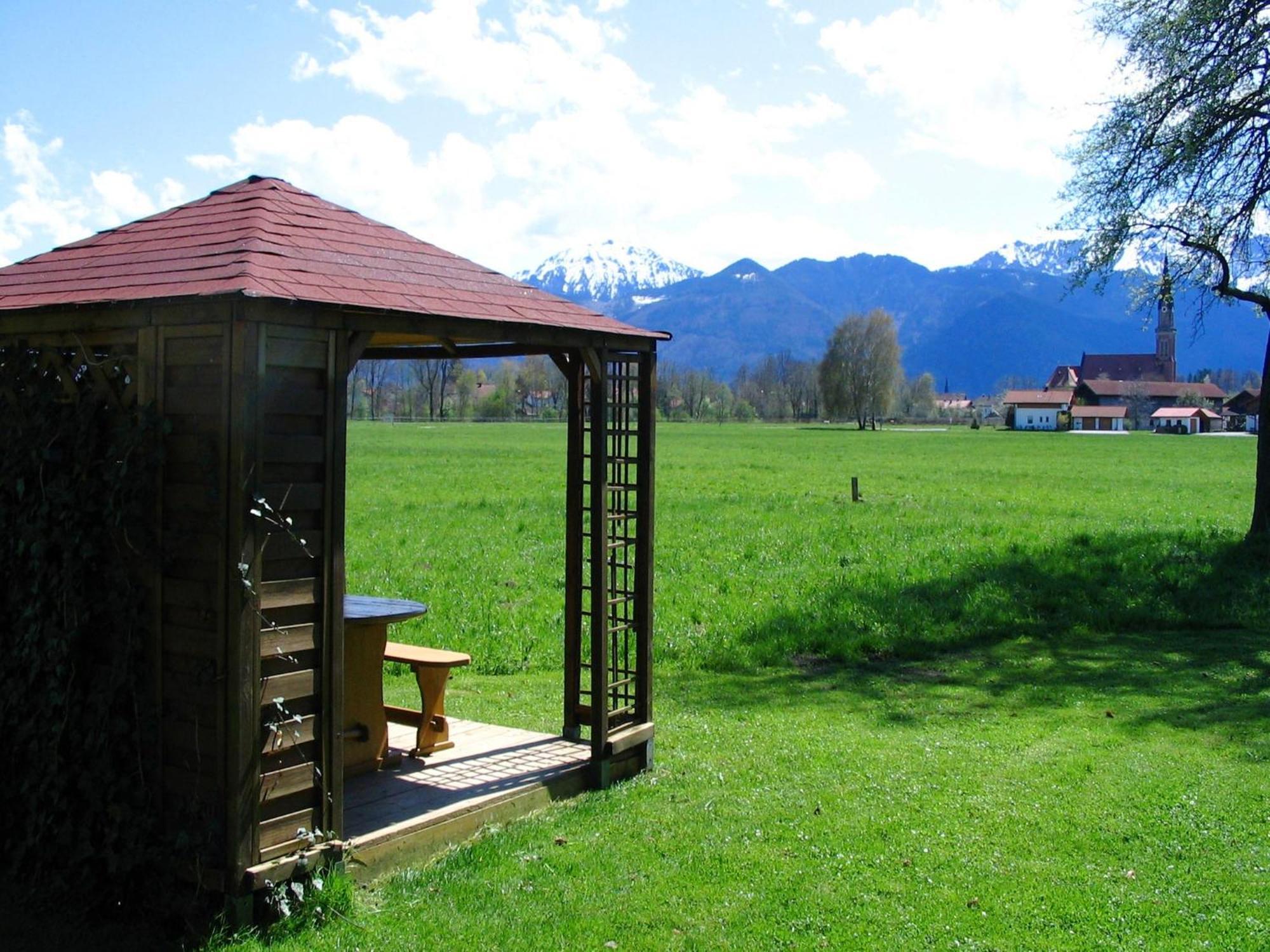 Alluring Holiday Home In Ubersee With Whirlpool 외부 사진